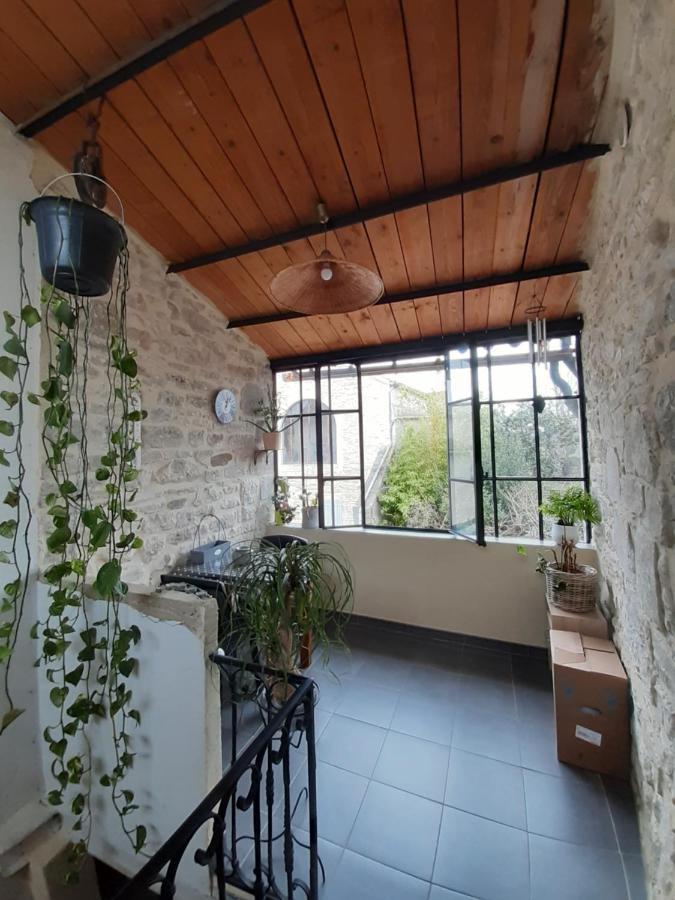 Nos Jours Heureux Apartment Barjac  Bagian luar foto