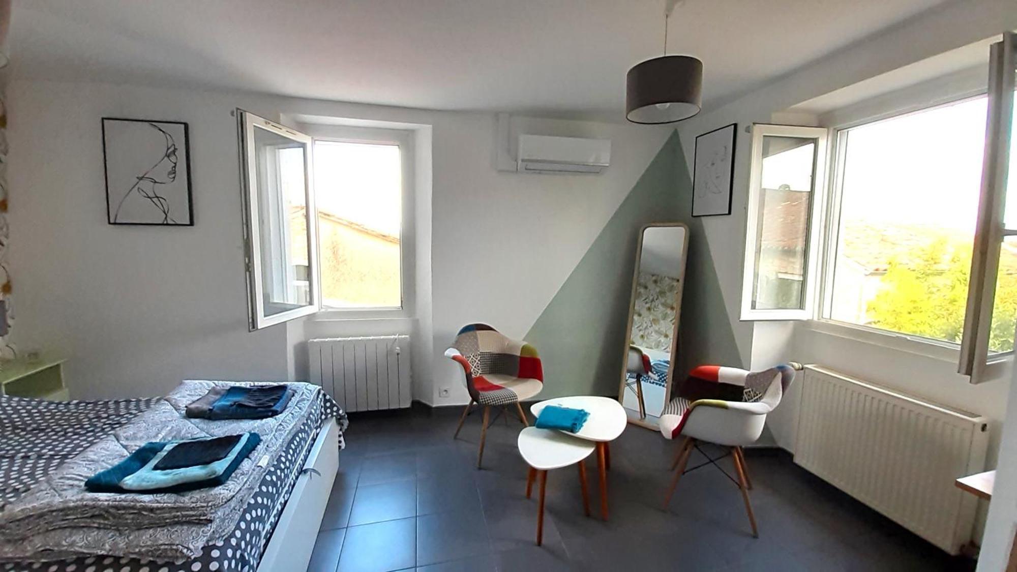 Nos Jours Heureux Apartment Barjac  Bagian luar foto